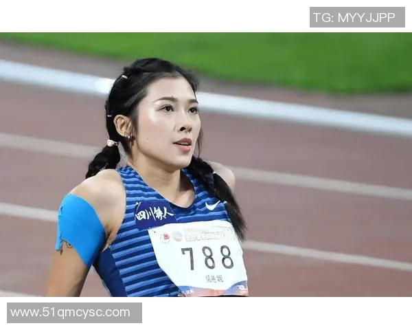 上海羽毛球队在亚运会积分榜上以82分稳居第一名展现强劲实力