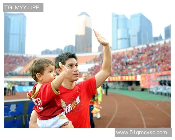 中国足球明星的奋斗历程与辉煌成就背后的感人故事