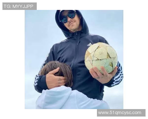 当足球明星遇上爱情:绿茵场上的浪漫与心动故事 当足球明星遇上爱情:绿茵场上的浪漫与心动故事