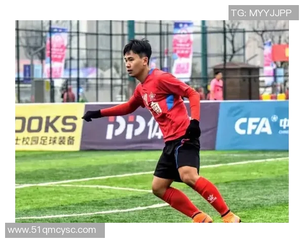 海南足球明星吴多胜的成长之路与未来发展展望