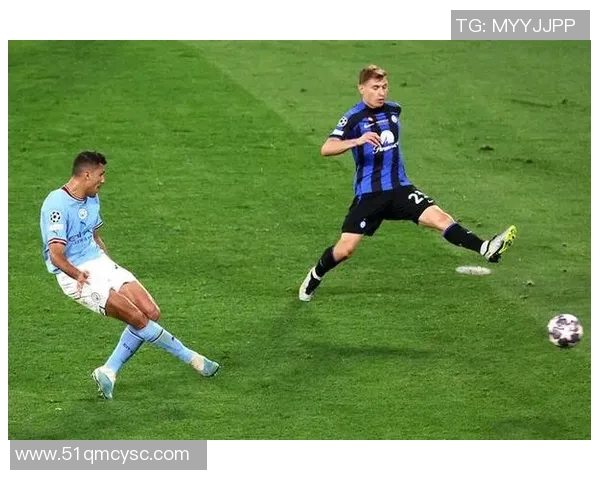 日本足球明星与德国劲旅的巅峰对决展现足球魅力与激情 日本足球明星与德国劲旅的巅峰对决展现足球魅力与激情