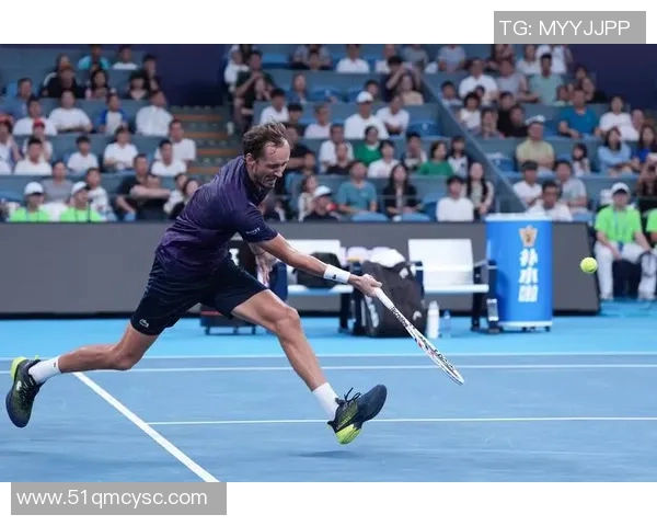 杭州网球队反击策略揭秘:深度解析他们的战术与训练方法 杭州网球队反击策略揭秘:深度解析他们的战术与训练方法